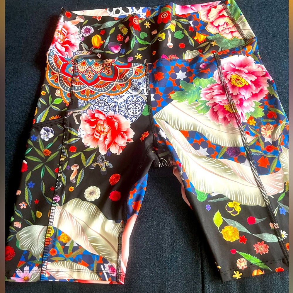 NWT Ostroy Bike Shorts